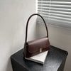 Women's Retro Baguette Shoulder Bag - Fashion Underarm Handbag