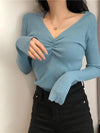 Women's V-Neck Knit Pullover Sweater - Solid Long Sleeve Autumn Winter Top
